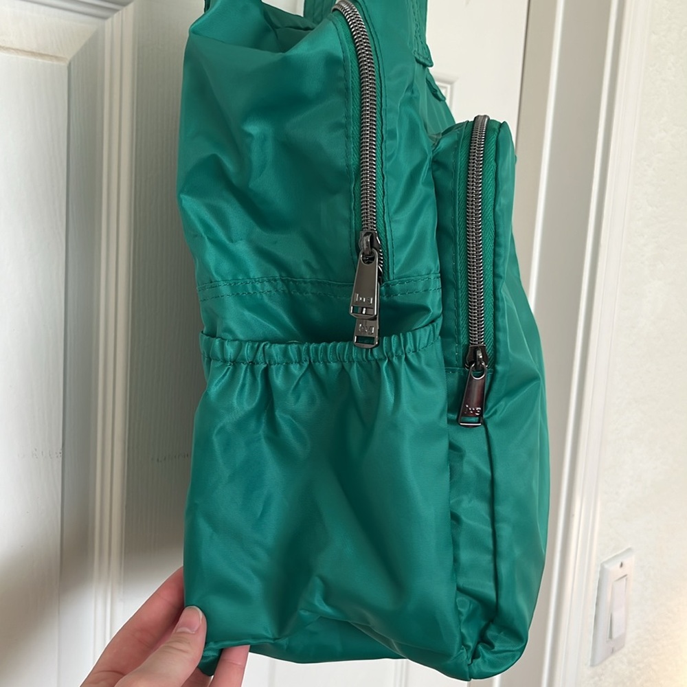 NWOT Lug Ranger XL Packable Tote Bag — Emerald Green - Picture 4 of 9